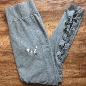 Puma- Gray Sport Legging w/ Criss-Cross Ankle (M)